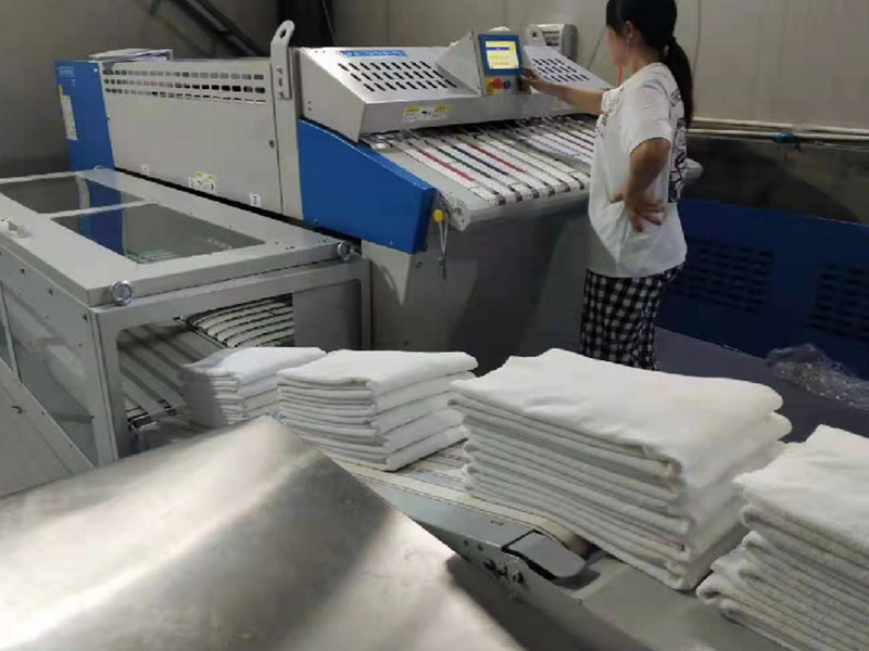 呼图壁巾类折叠机-02